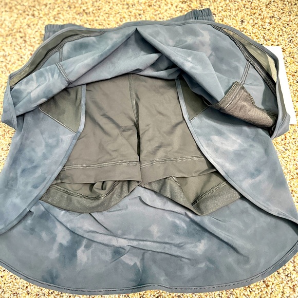 NWT RARE Lululemon Hotty Hot High-Rise Skirt *Long |Diamond Dye Pitch Grey, 4 - Picture 12 of 14